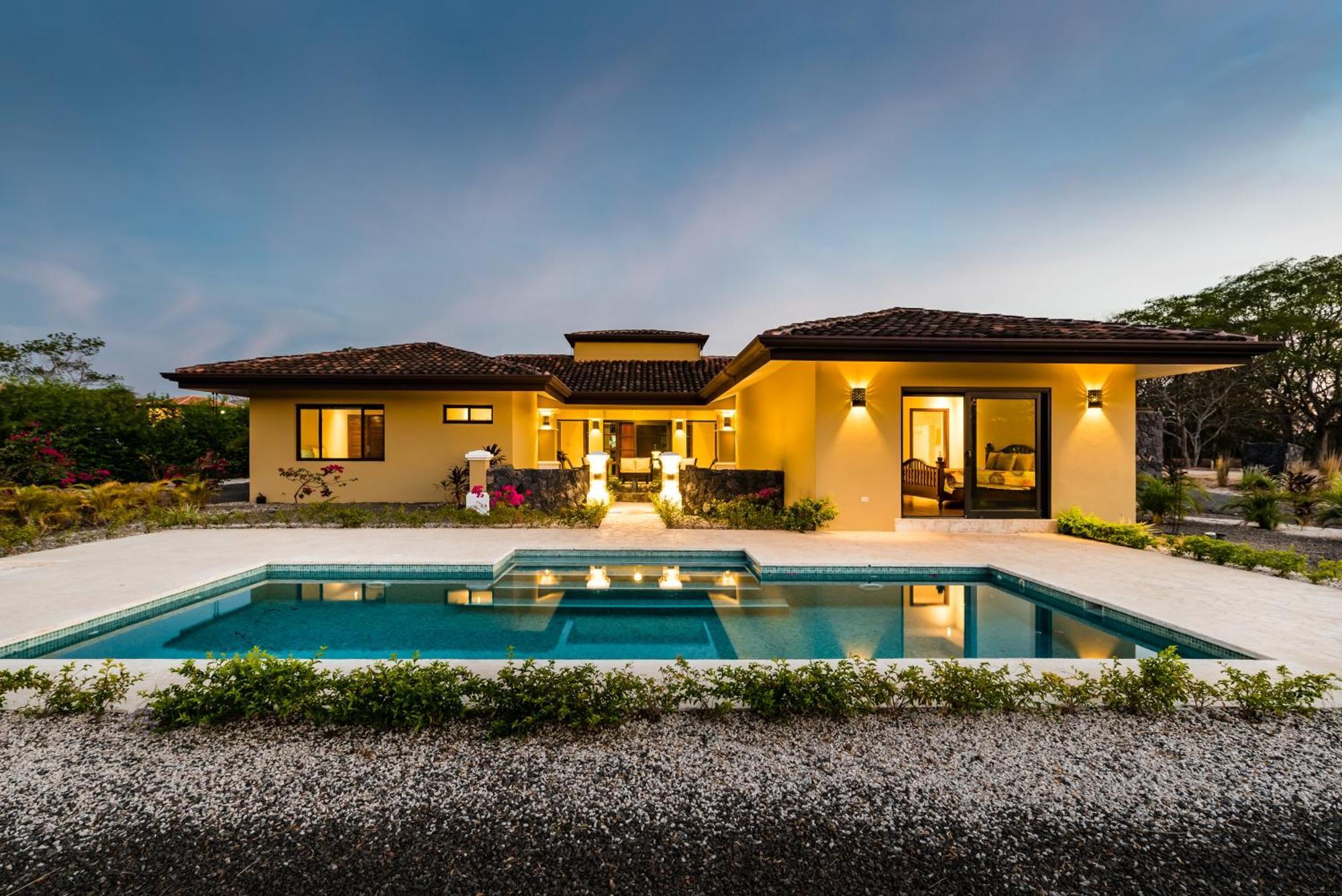 Luxury Vacation Rentals At Hacienda Pinilla Tamarindo Rum bild
