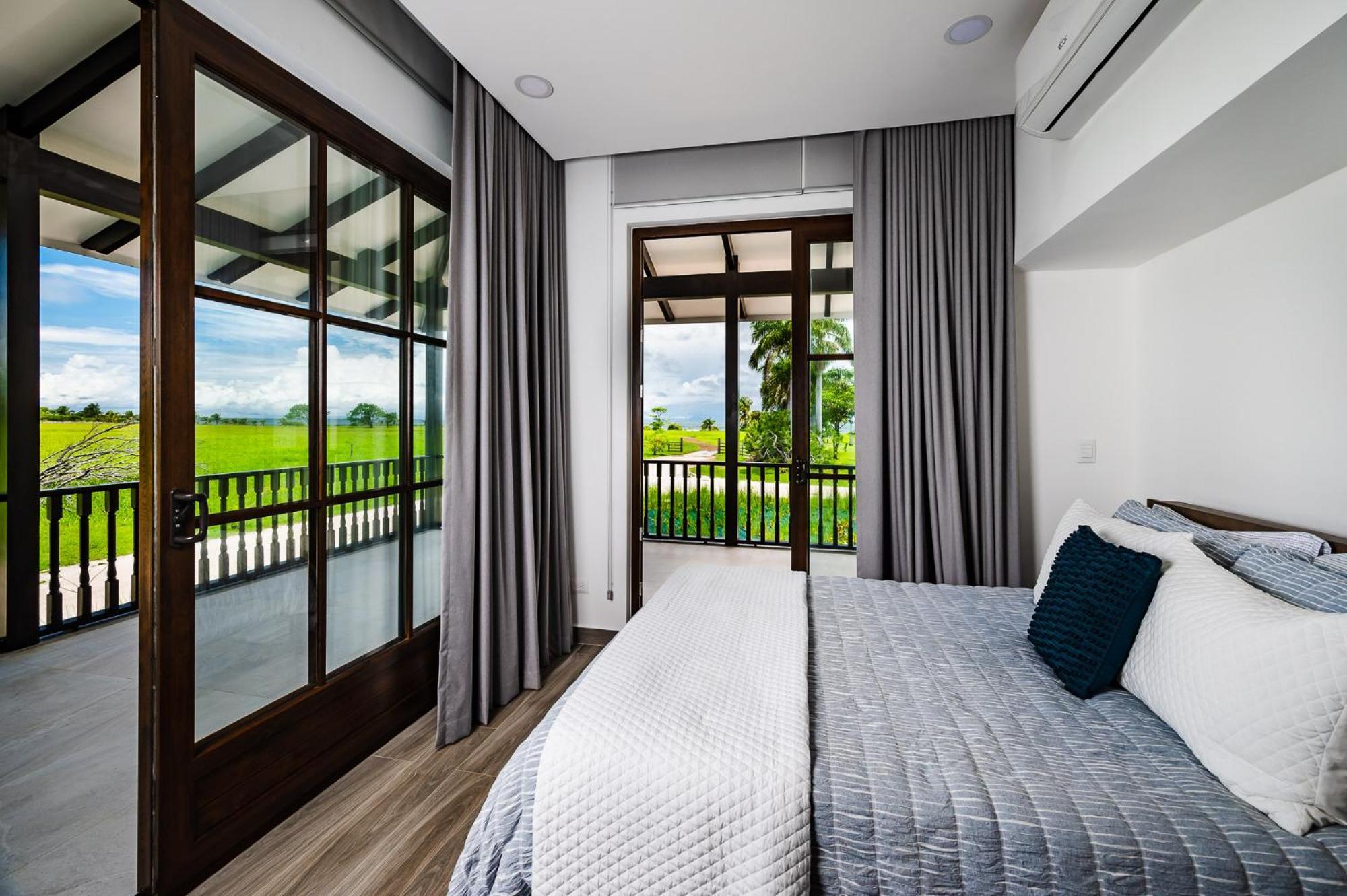 Luxury Vacation Rentals At Hacienda Pinilla Tamarindo Rum bild